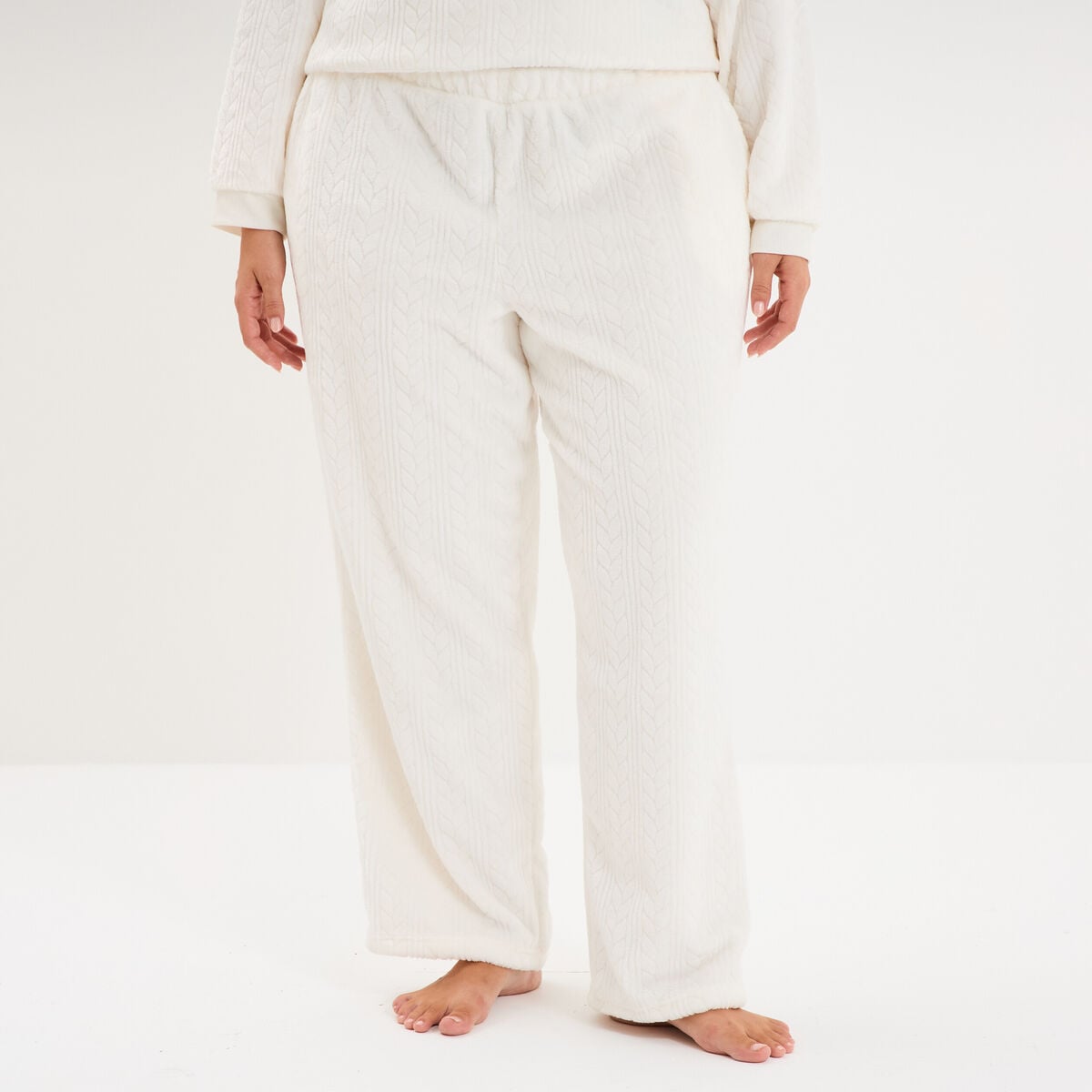 Pantalon effet velours d&eacute;tails torsades blanc femme grande taille