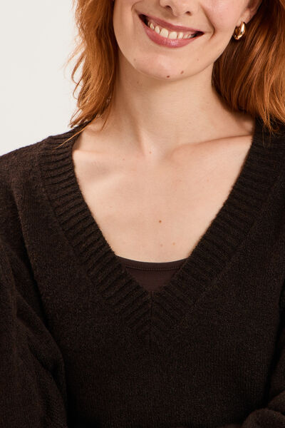 Pull col en V manches longues marron fonc&eacute; femme