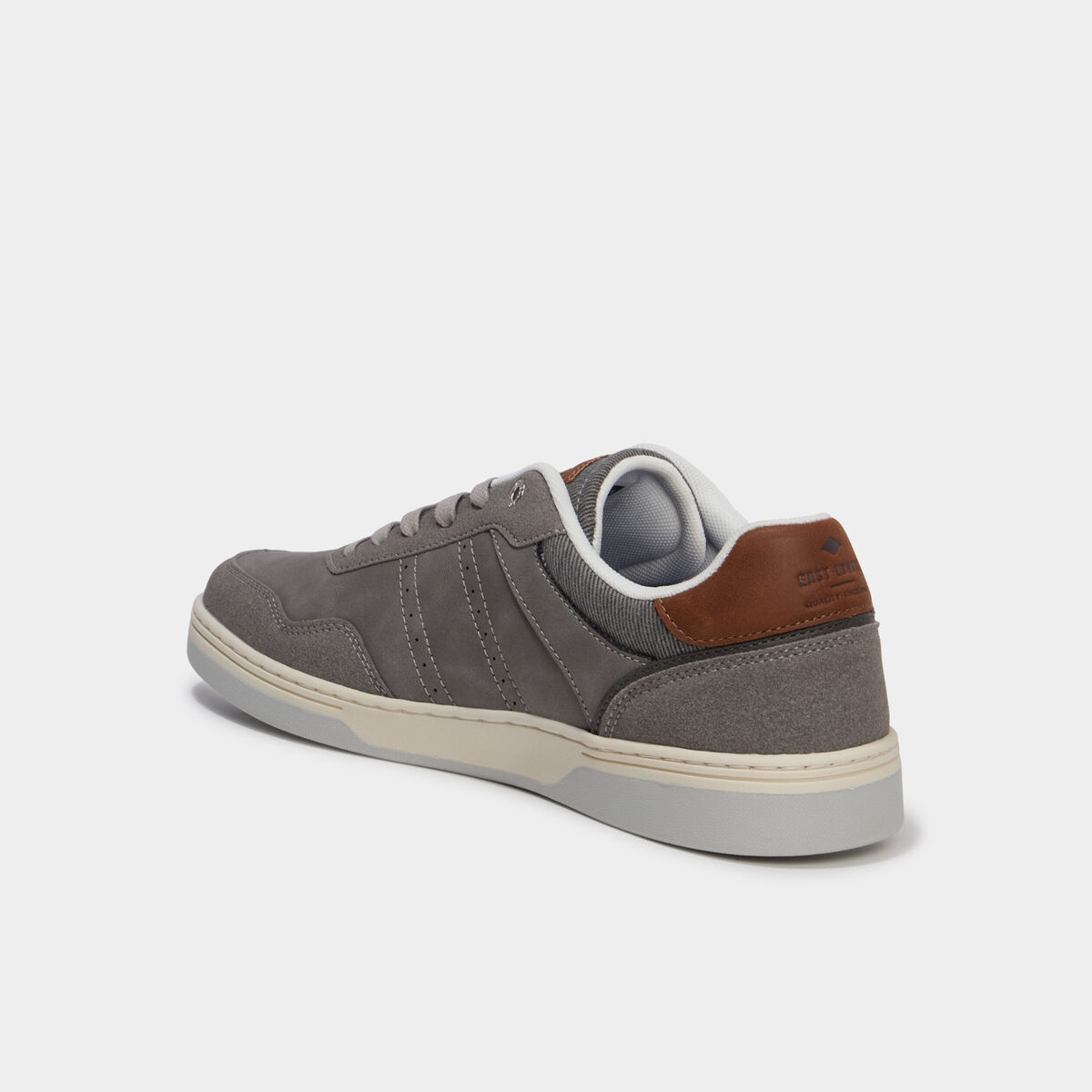 Tennis basses &agrave; lacets Lee Cooper gris homme
