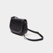 Sac besace avec clous noir femme