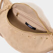 Sac banane su&eacute;dine avec d&eacute;tails clout&eacute;s sable femme