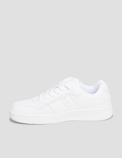 Baskets &agrave; lacets avec bout rond blanc gar&ccedil;on