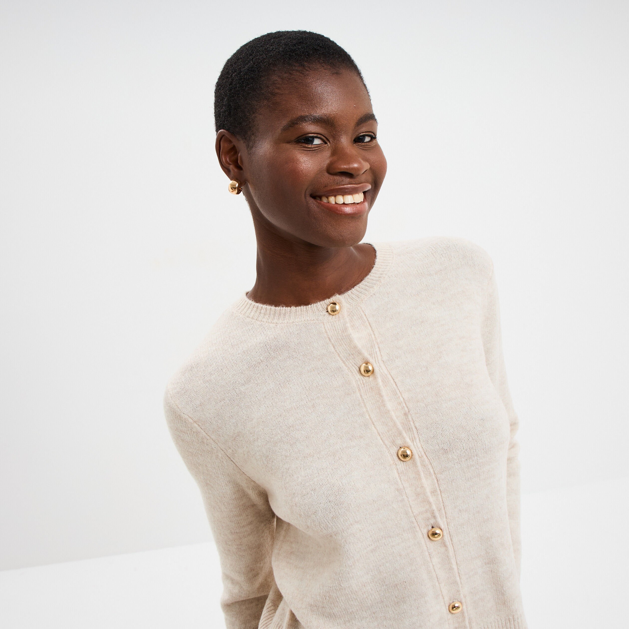 Gilet col rond manches longues ecru femme LH