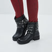 Bottines &agrave; talons clout&eacute;es noir femme