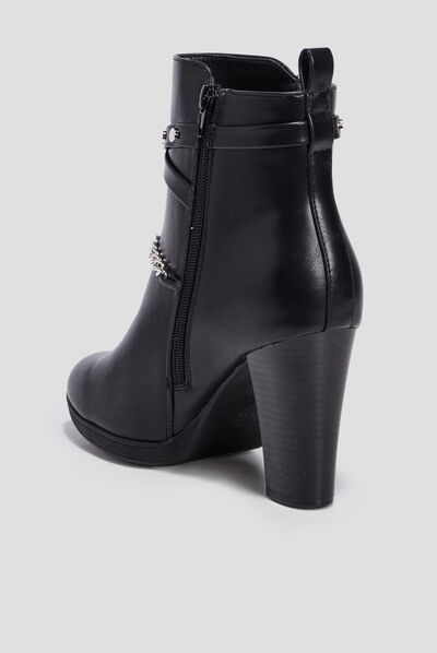 Bottines à talons avec chaînes noir femme