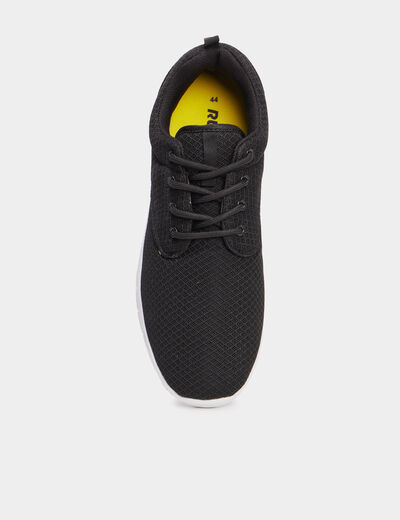 Baskets plates running crant&eacute;es noir homme