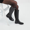Bottes cavali&egrave;res avec boucles en cuir noir femme