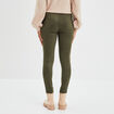 Pantalon suédine slim taille élastiquée vert kaki femme