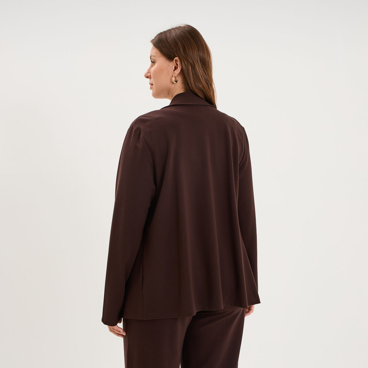 Veste courte col ch&acirc;le oversize marron fonc&eacute; femme grande taille