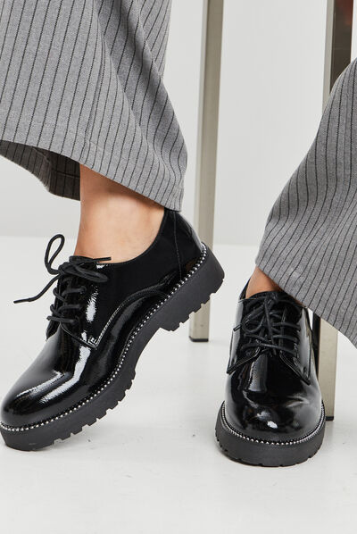 Derbies vernies Liberto noir femme