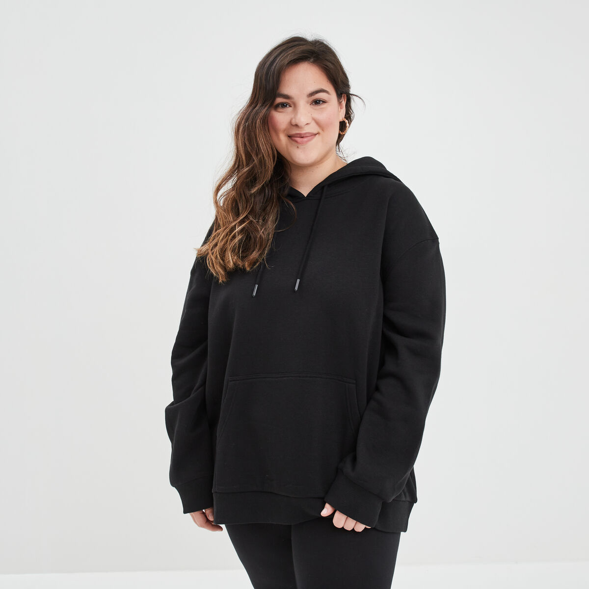 Sweat à capuche hoodie noir femme grande taille