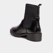 Bottines chelsea vernies &agrave; talons plats noir femme
