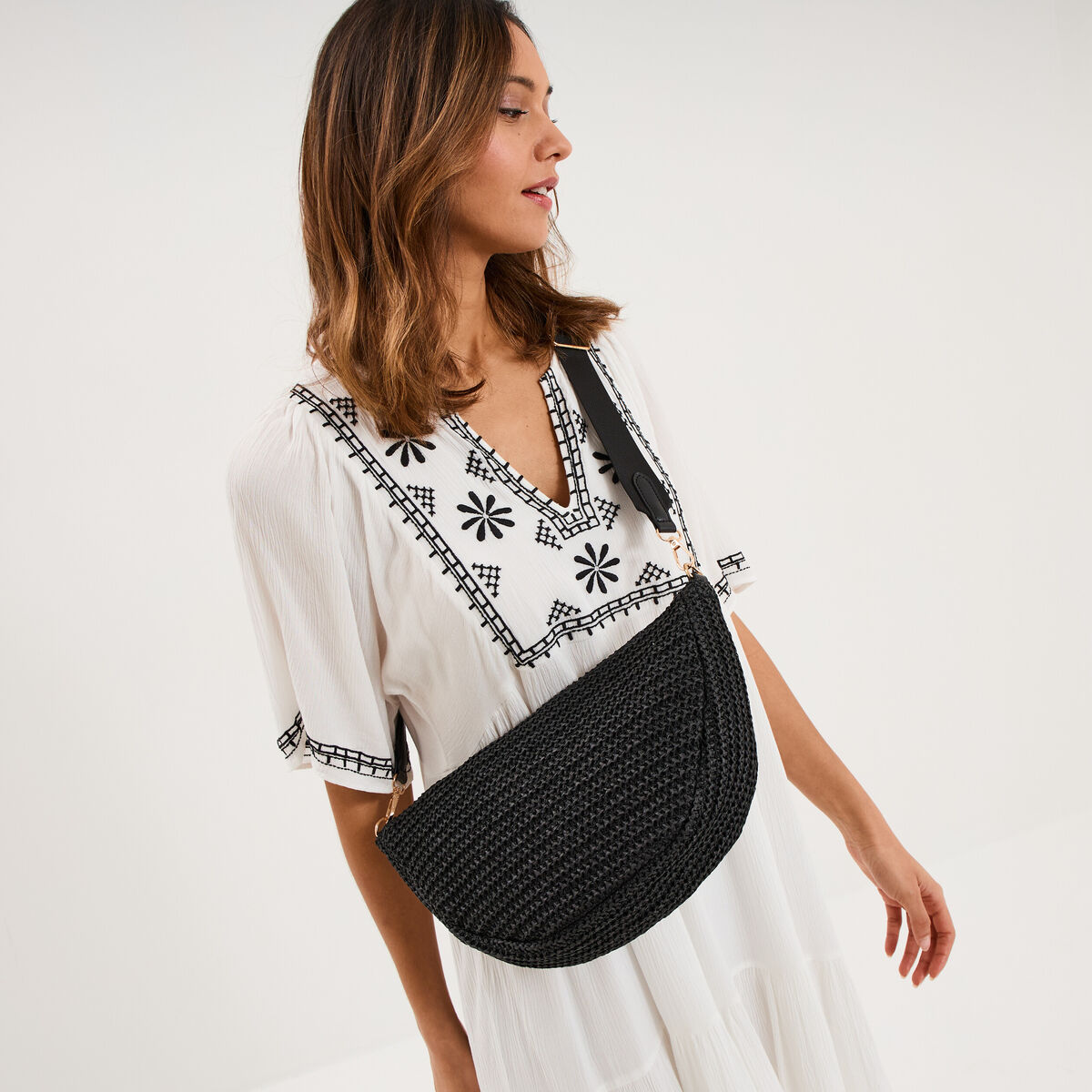 Sac banane XL effet tress&eacute; noir femme