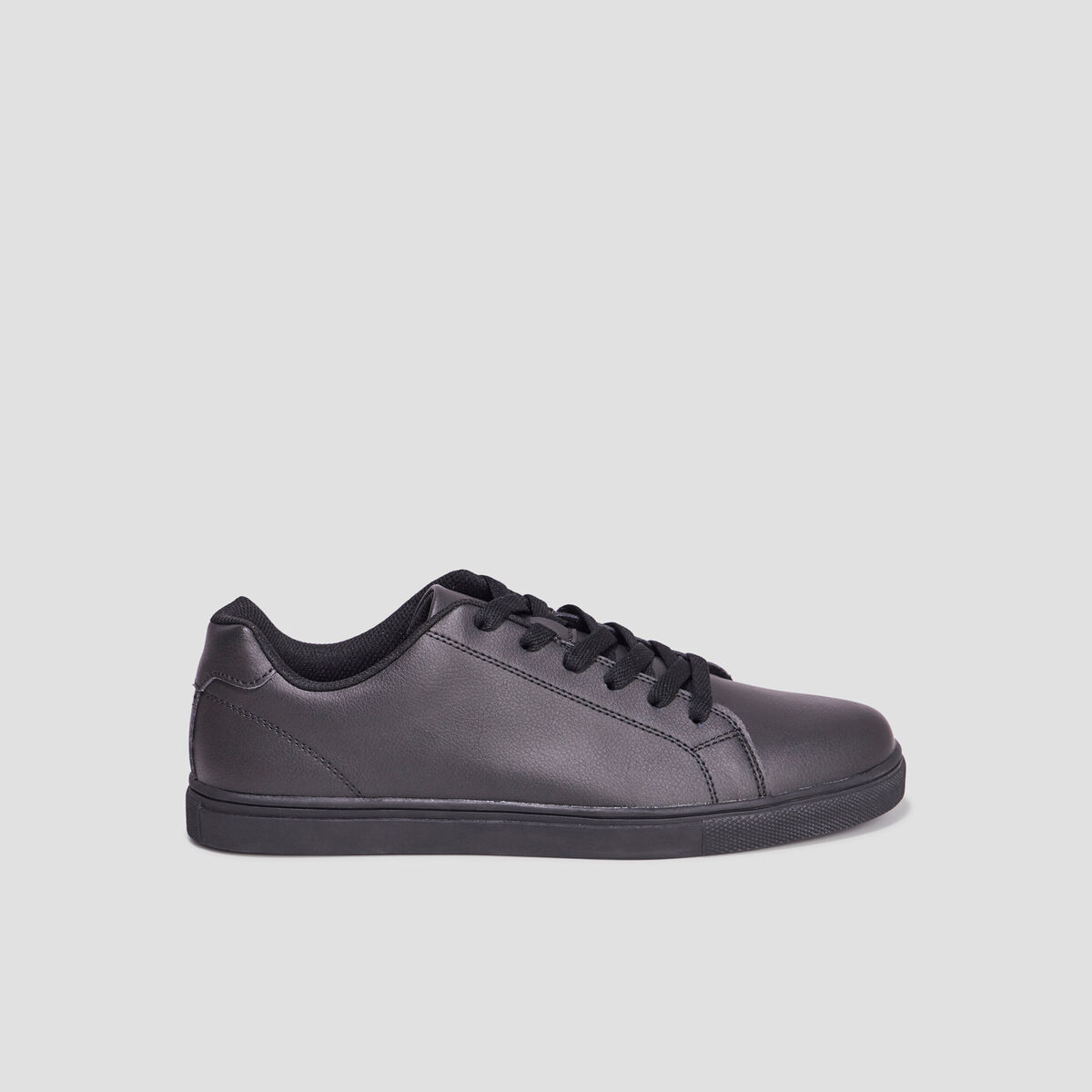 Tennis basses &agrave; lacets noir homme