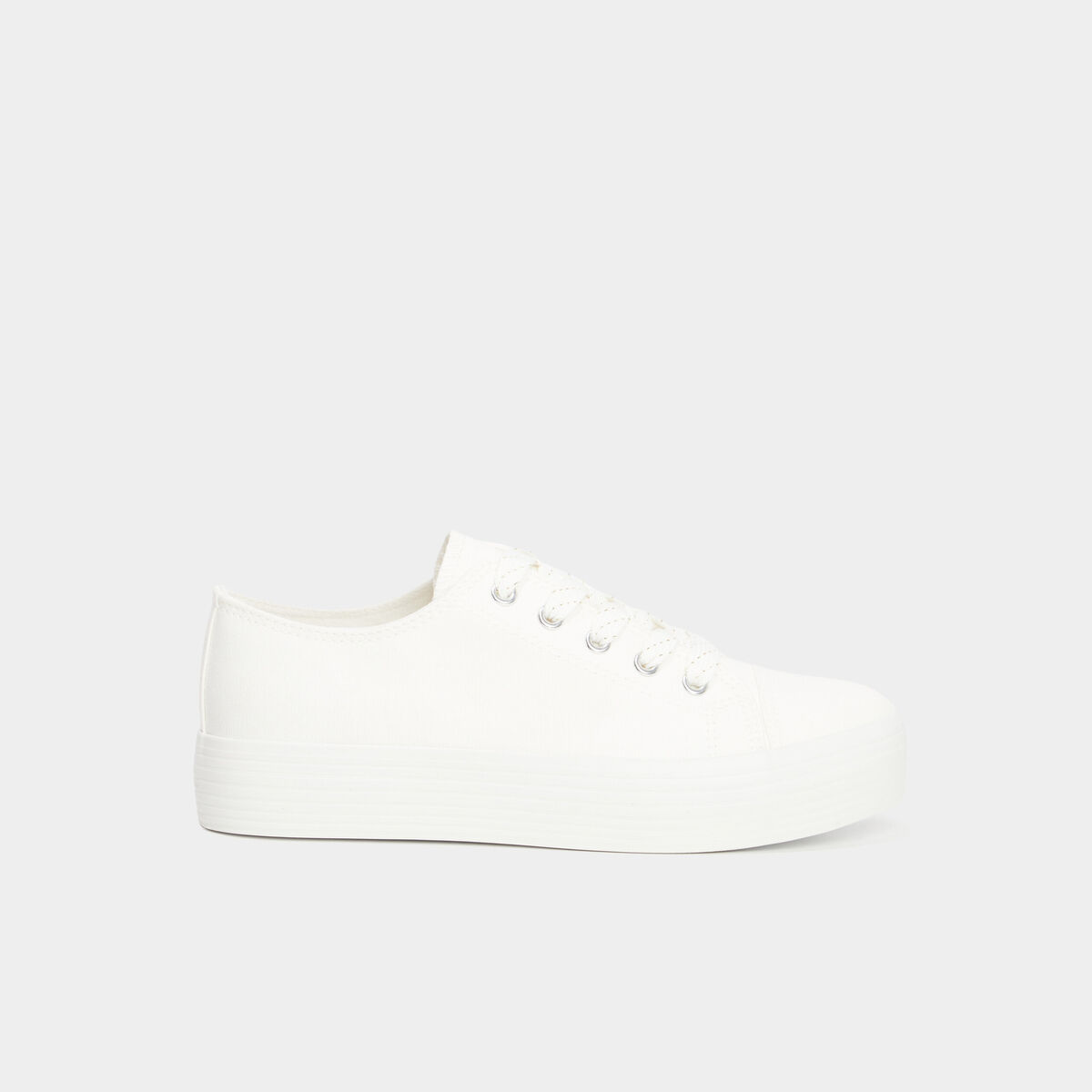 Tennis en toile basses &agrave; lacets blanc femme