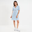 Robe col en V taille smockée Creeks bleu ciel femme