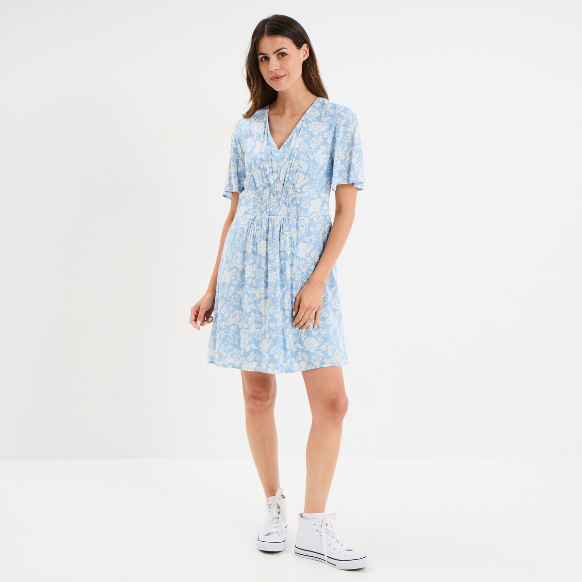 Robe col en V taille smockée Creeks bleu ciel femme
