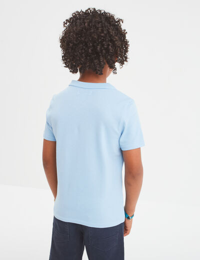 Polo manches courtes &agrave; d&eacute;tail brod&eacute; bleu pastel gar&ccedil;on
