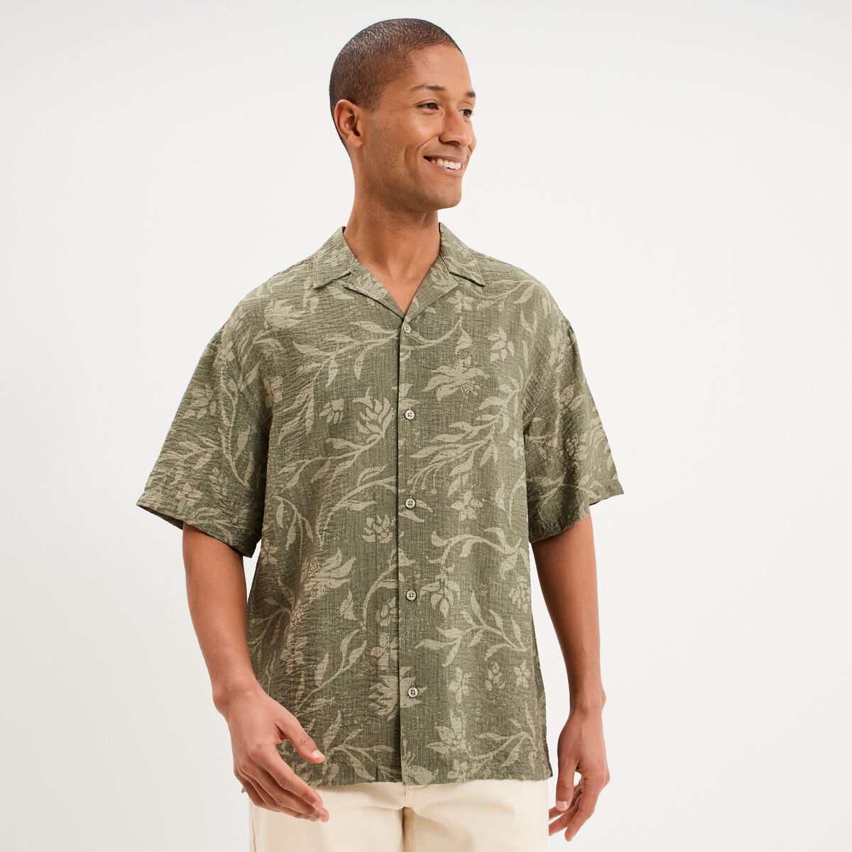 Chemise l&eacute;g&egrave;re textur&eacute;e manches courtes vert kaki homme