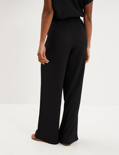 Pantalon large gaufr&eacute; taille &eacute;lastiqu&eacute;e noir femme