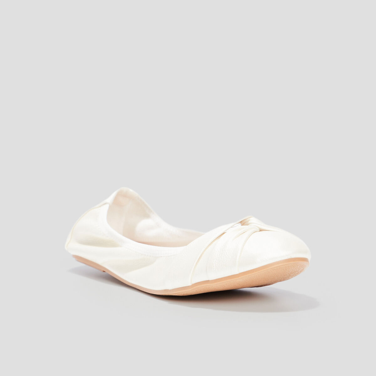 Ballerines effet nou&eacute; blanc femme