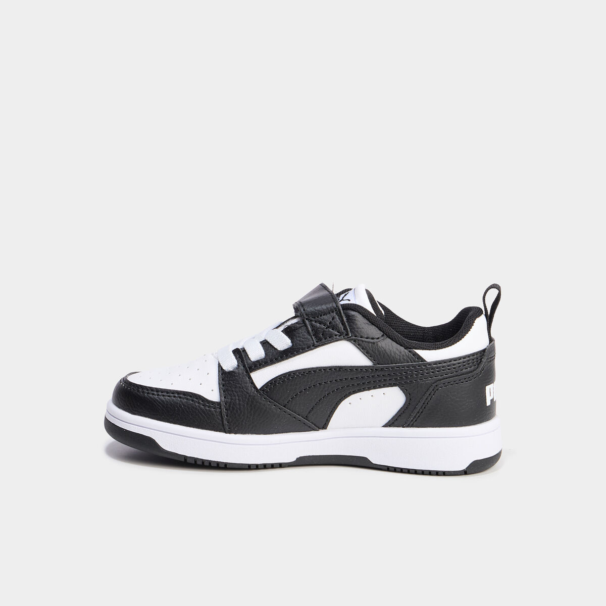 Tennis basses à lacets Puma V6 noir garçon