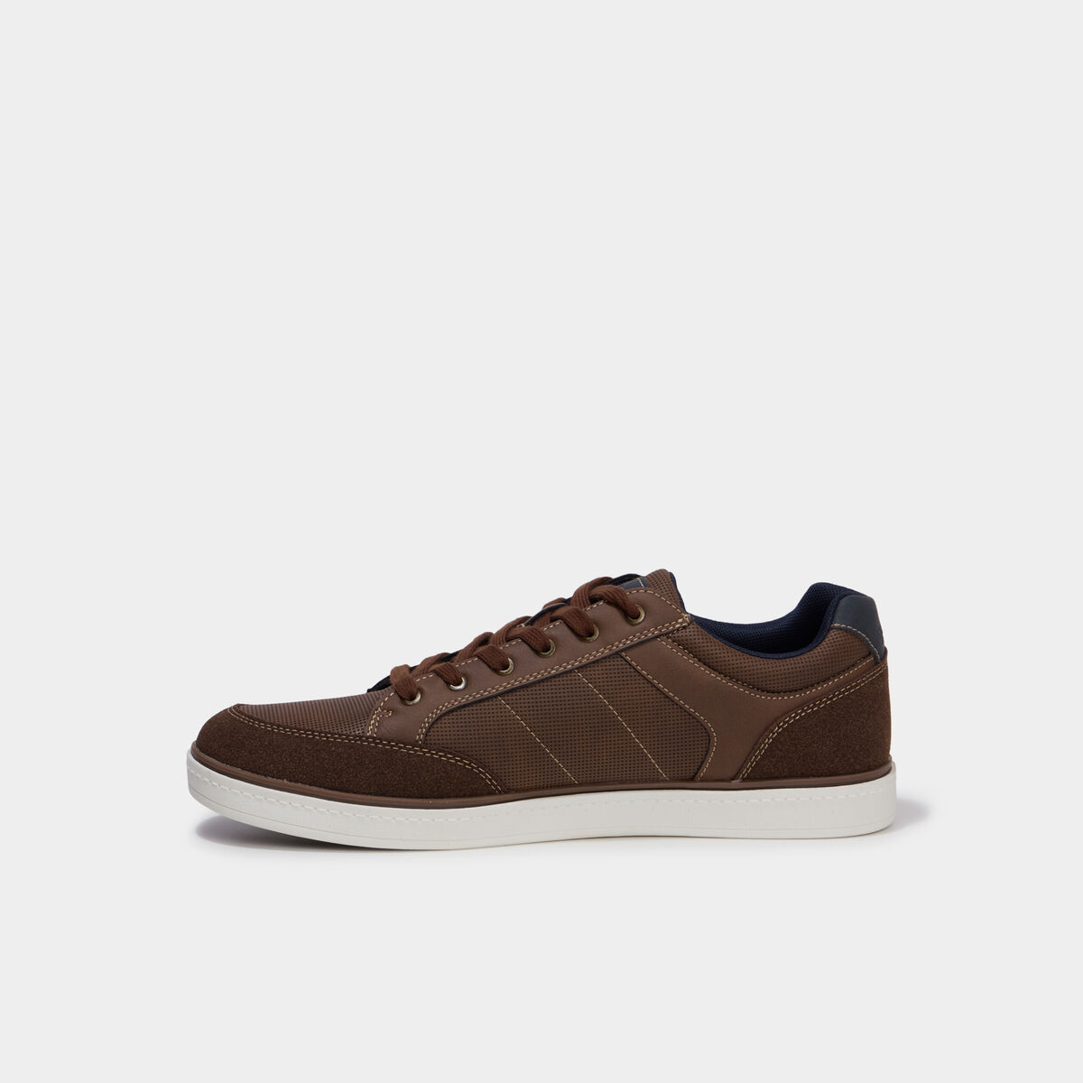 Tennis basses &agrave; lacets marron homme