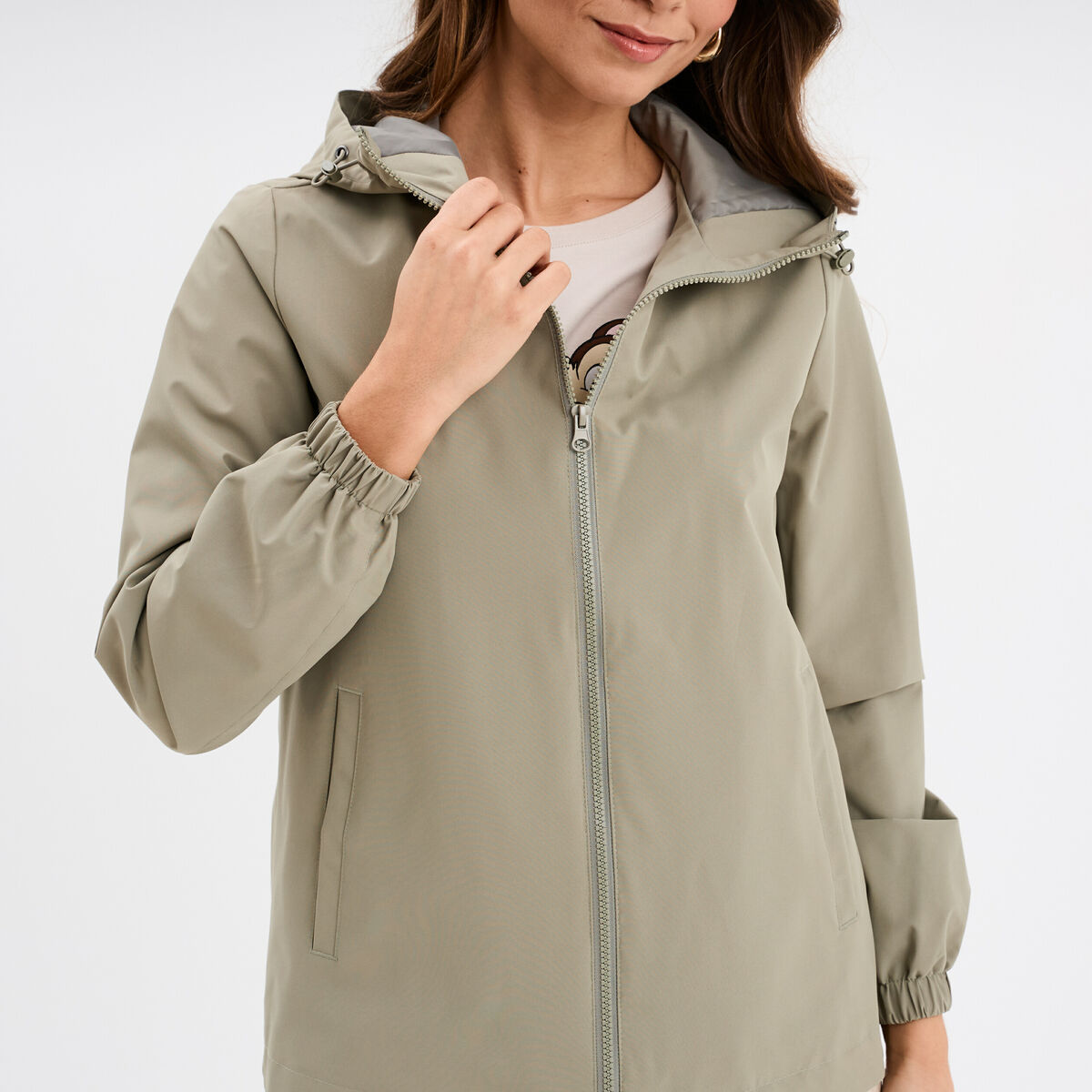 Coupe-vent d&eacute;perlant &agrave; capuche vert kaki femme