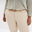Pantalon chino cigarette ceinturé coton beige femme grande taille