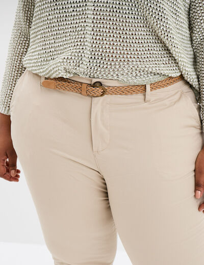 Pantalon chino cigarette ceinturé coton beige femme grande taille