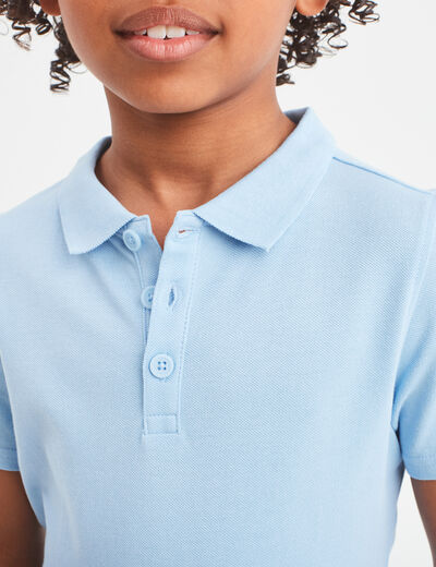 Polo manches courtes &agrave; d&eacute;tail brod&eacute; bleu pastel gar&ccedil;on