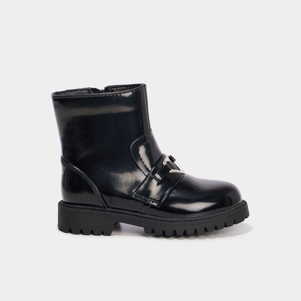 Boots vernies d&eacute;tails bijoux coeur noir fille