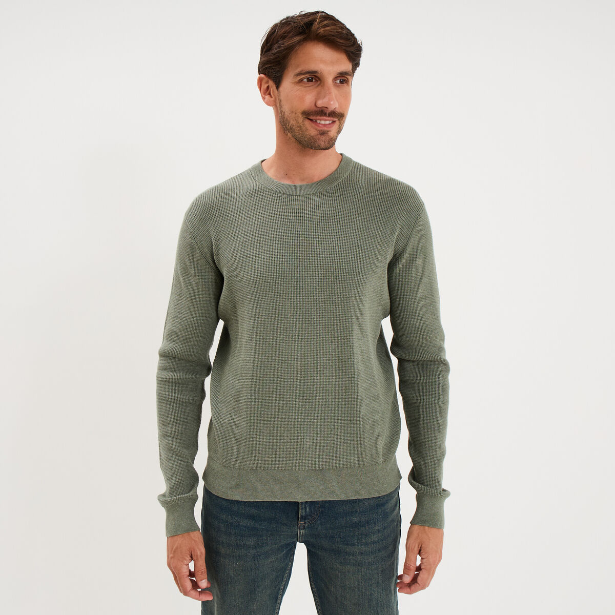 Pull en maille textur&eacute;e col rond vert kaki homme