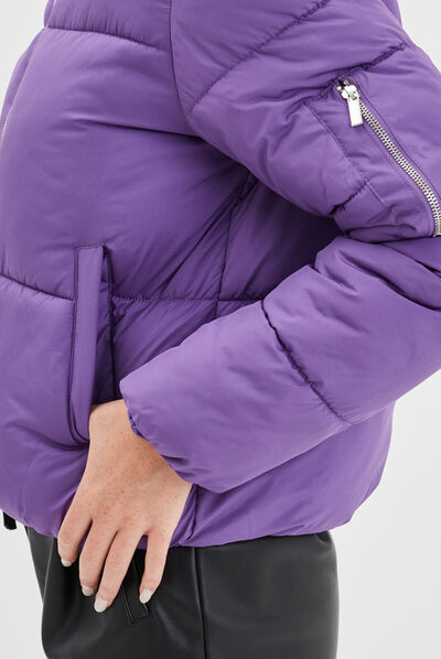 Doudoune courte à col montant violet foncé femme
