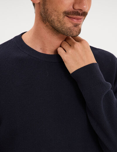 Pull en maille textur&eacute;e col rond bleu marine homme