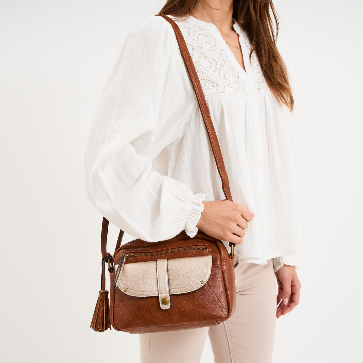 Sac en bandouli&egrave;re marron cognac femme