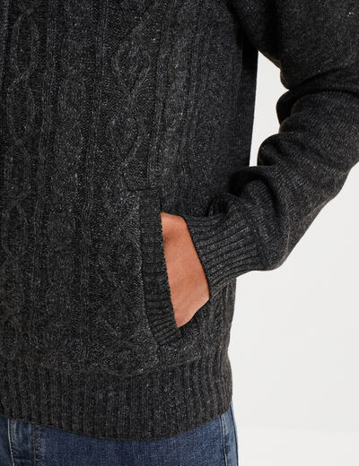 Gilet &agrave; torsades et col montant gris fonc&eacute; homme