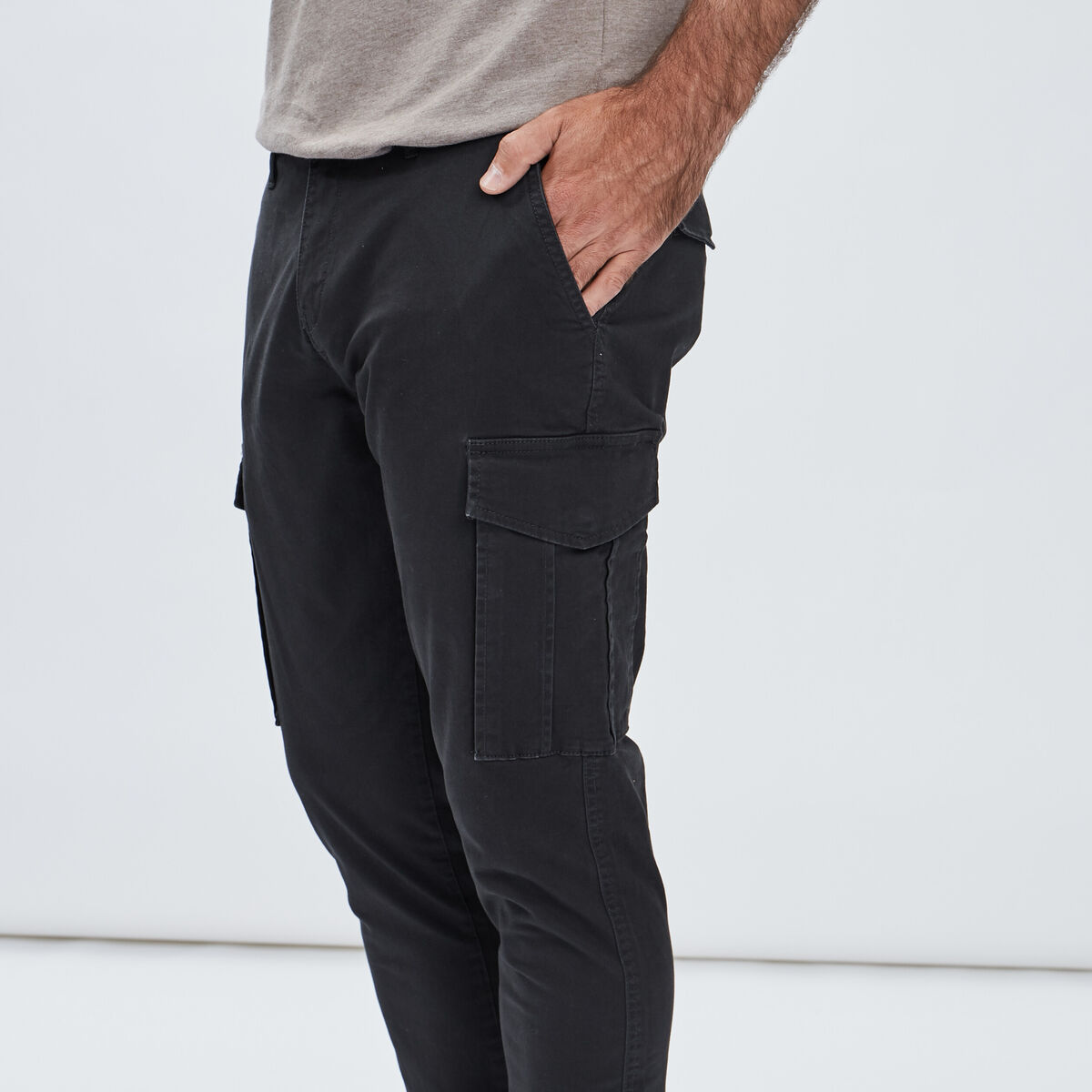 Pantalon battle gris fonc&eacute; homme