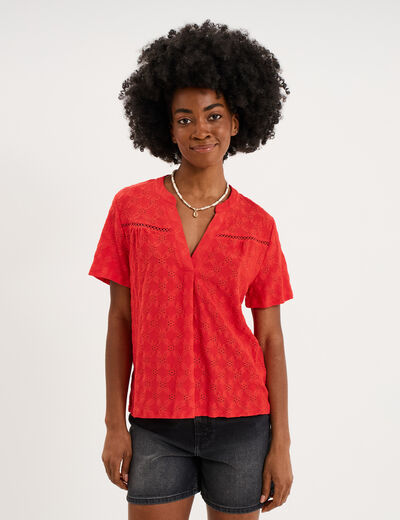 T-shirt broderie anglaise col tunisien rouge femme