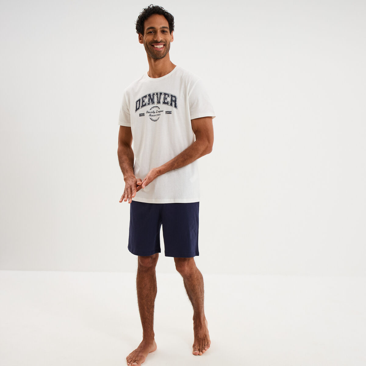 Ensemble pyjama t-shirt et short blanc homme