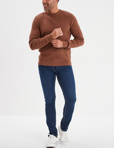 Pull avec col rond à relief marron homme