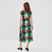 Robe longue évasée plissée et ceinturée ecru femme