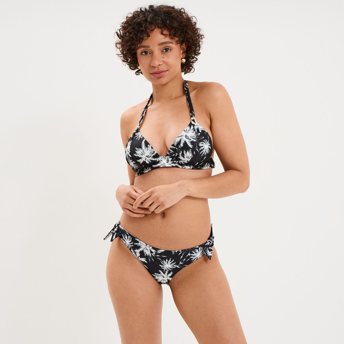 Haut de maillot de bain forme triangle ecru femme