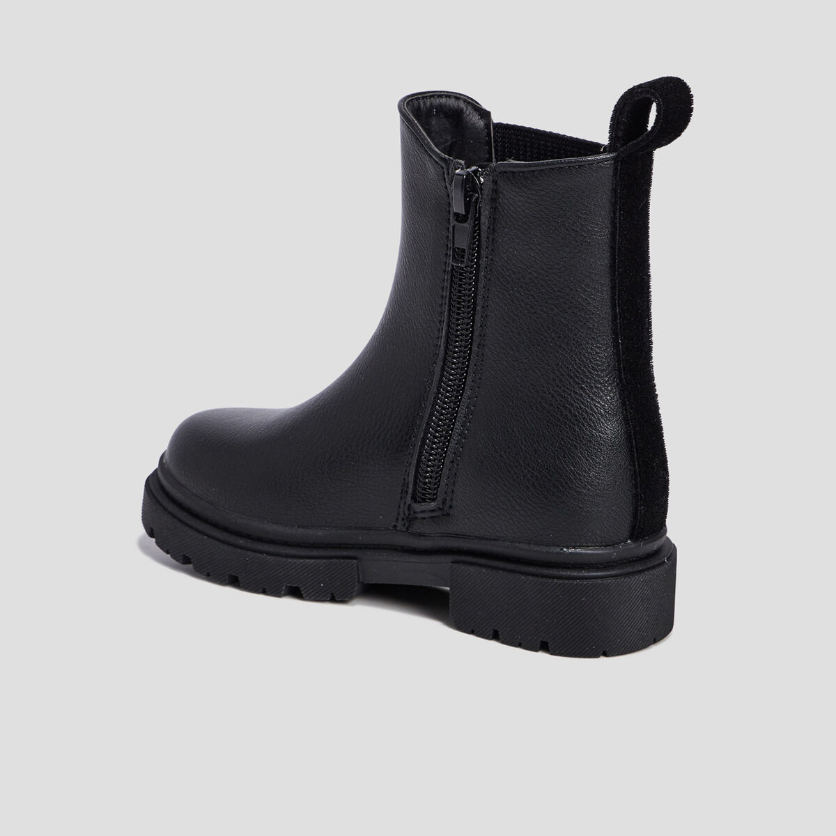 Bottines chelsea crant&eacute;es bout rond noir fille