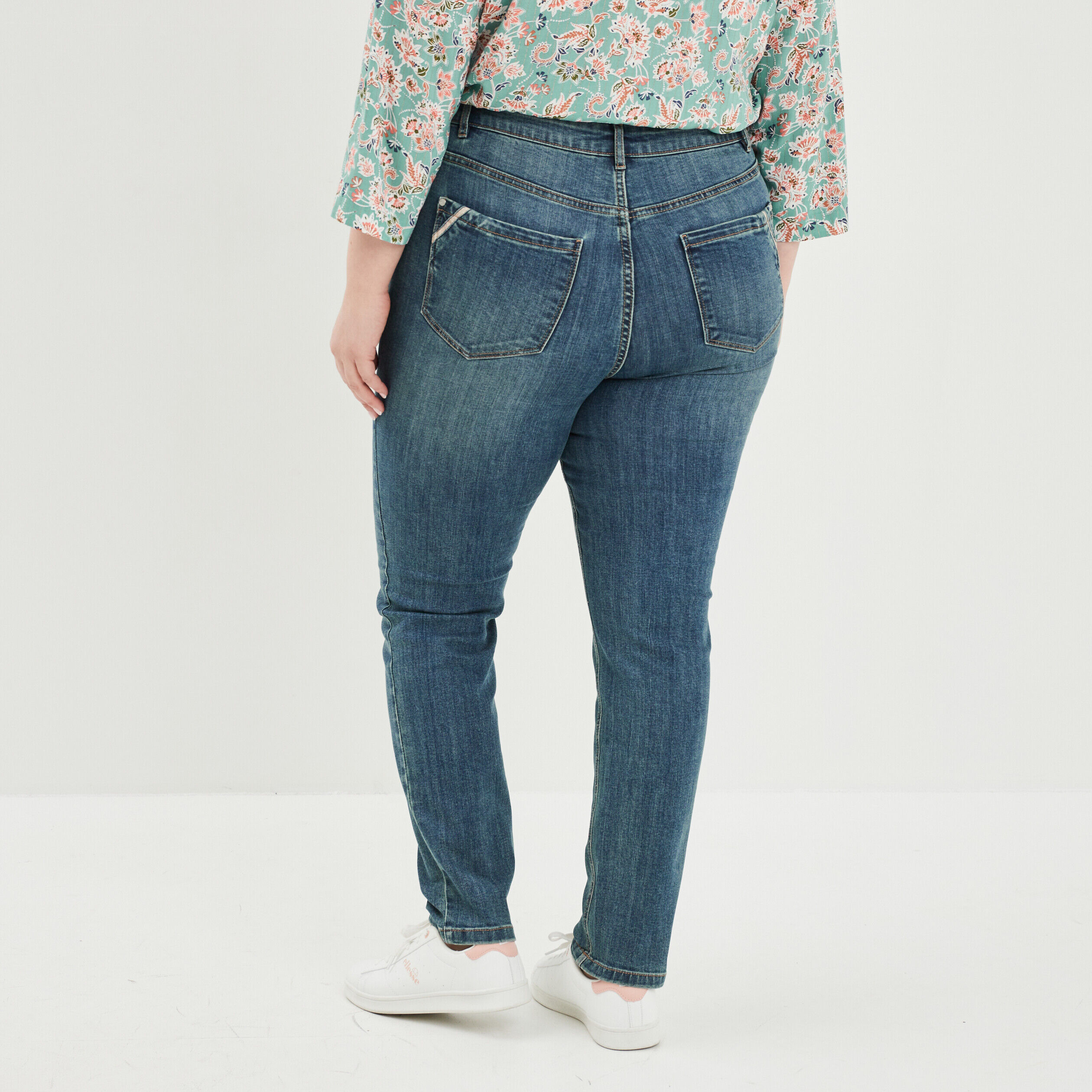 Jean grande taille femme pas cher Mode femme ronde