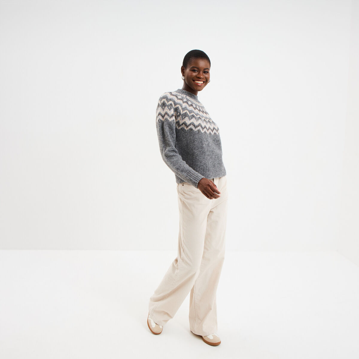 Pull col rond jacquard manches longues gris clair femme
