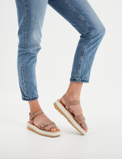 Sandales plateformes en cuir Kickers sable femme