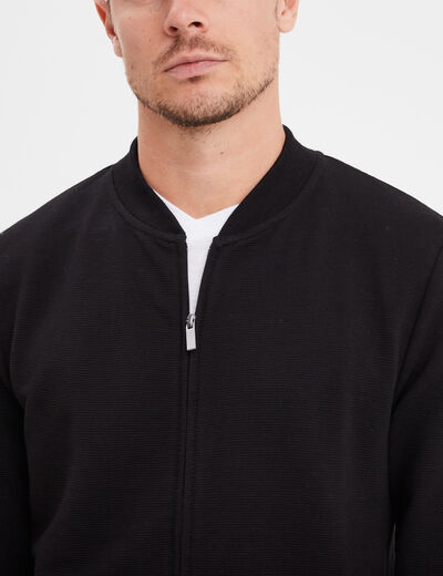 Gilet reli&eacute;f&eacute; manches longues zipp&eacute; noir homme