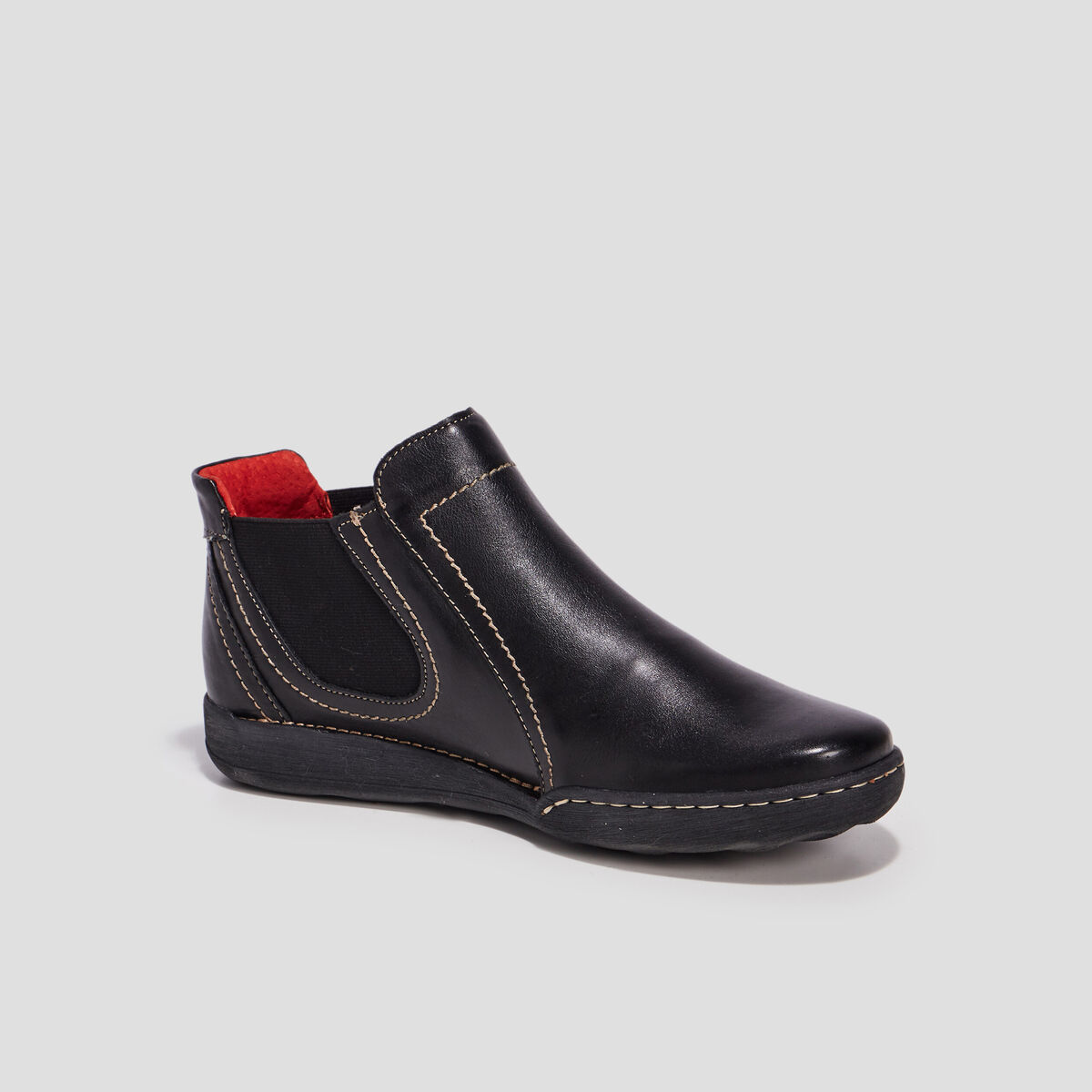 Bottines en cuir noir femme