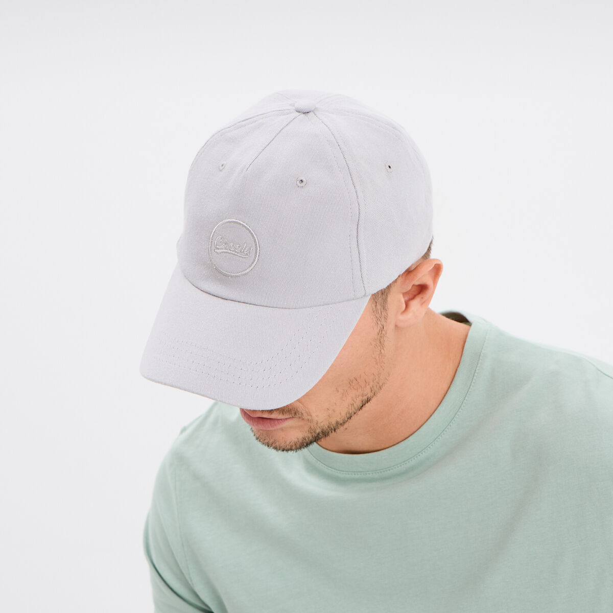 Casquette gris clair homme